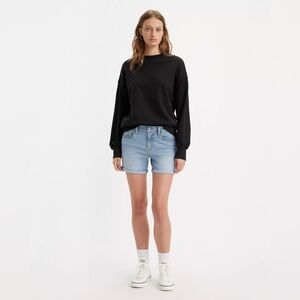 NWT Levi’s Women’s Mid Length Shorts Polar Seas Light Wash - Size 32